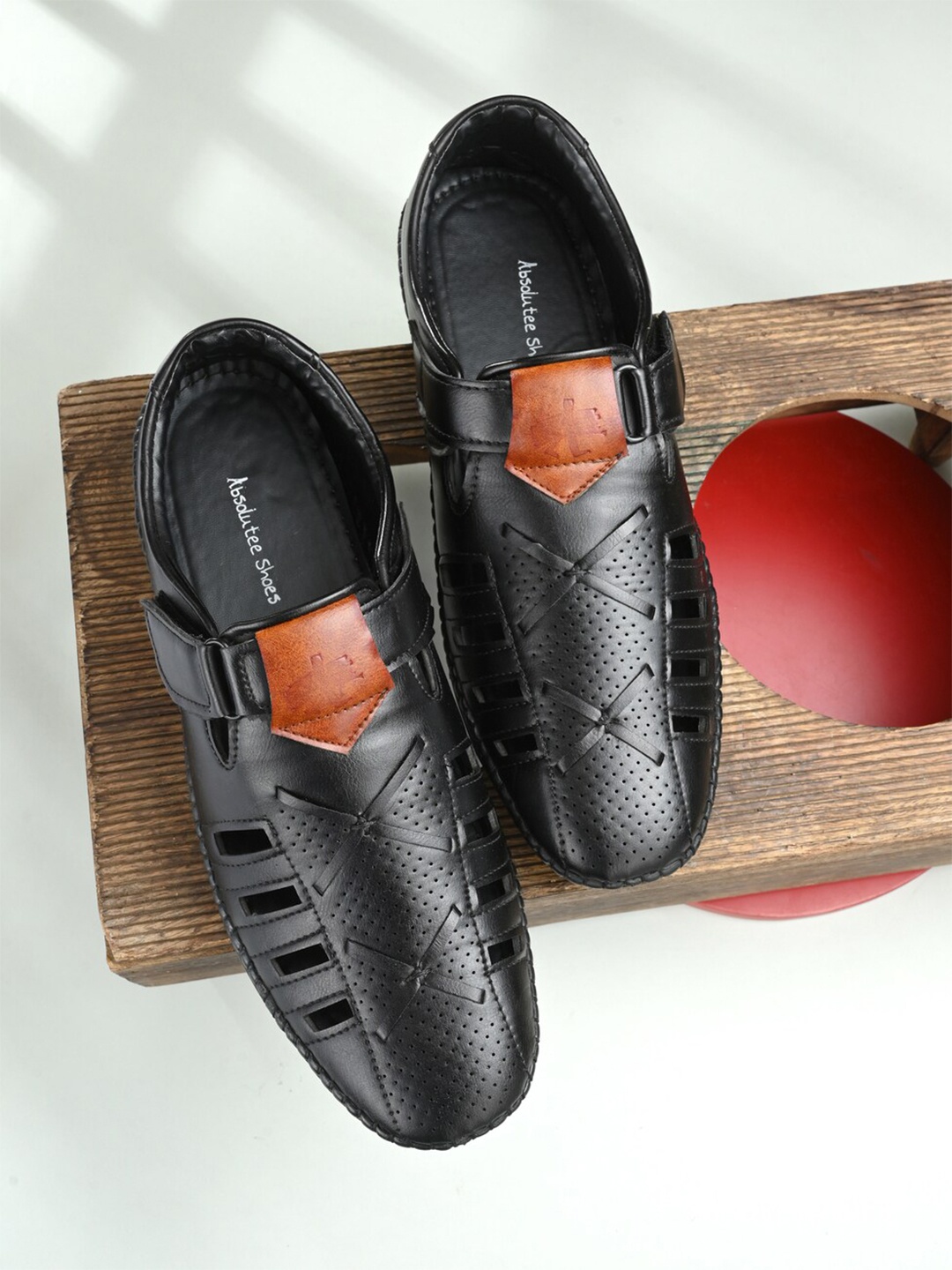 

Absolutee Shoes Men Black & Brown Shoe-Style Sandals