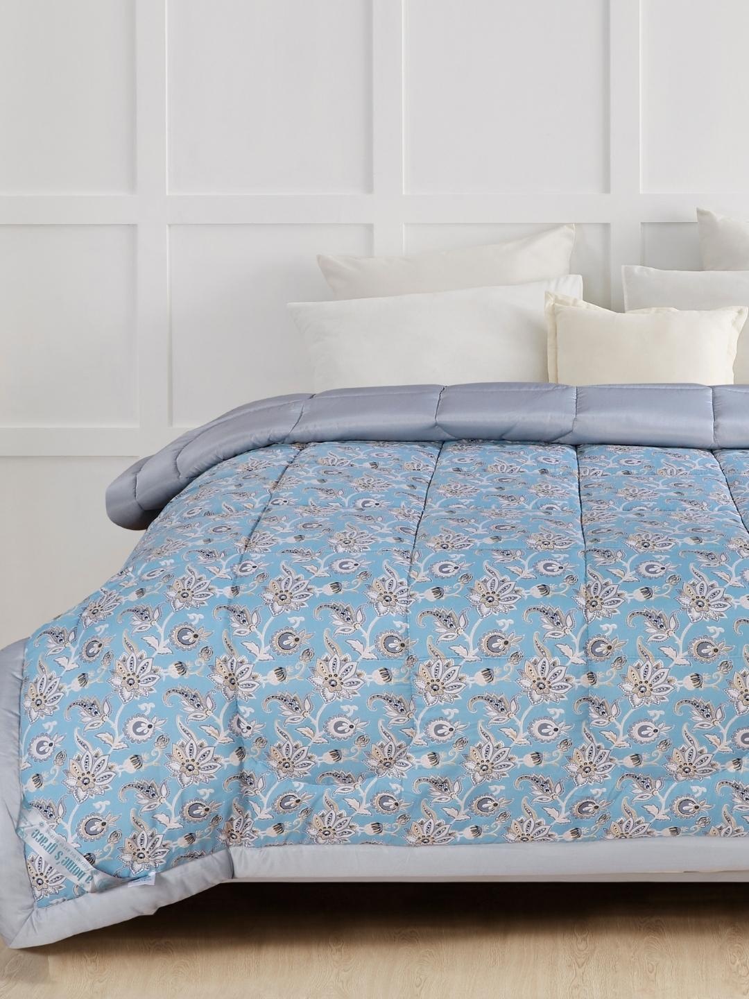 

A Homes Grace Blue & White Floral Microfiber AC Room 120 GSM Double Bed Comforter