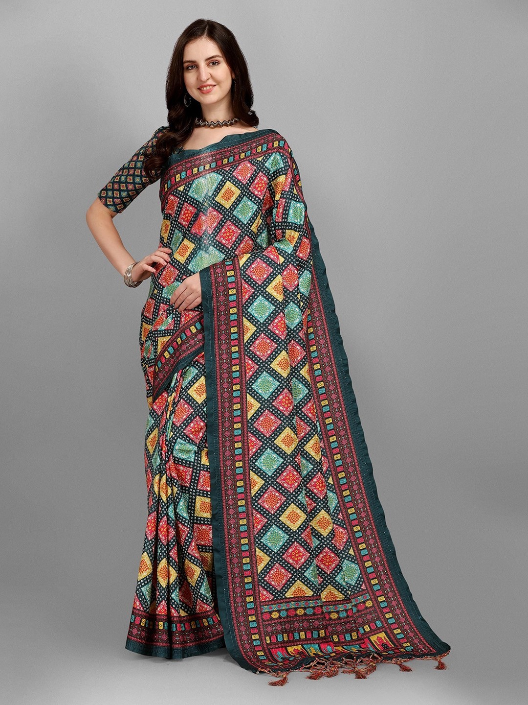 

Fashionuma Women Turquoise Blue & Red Art Silk Saree