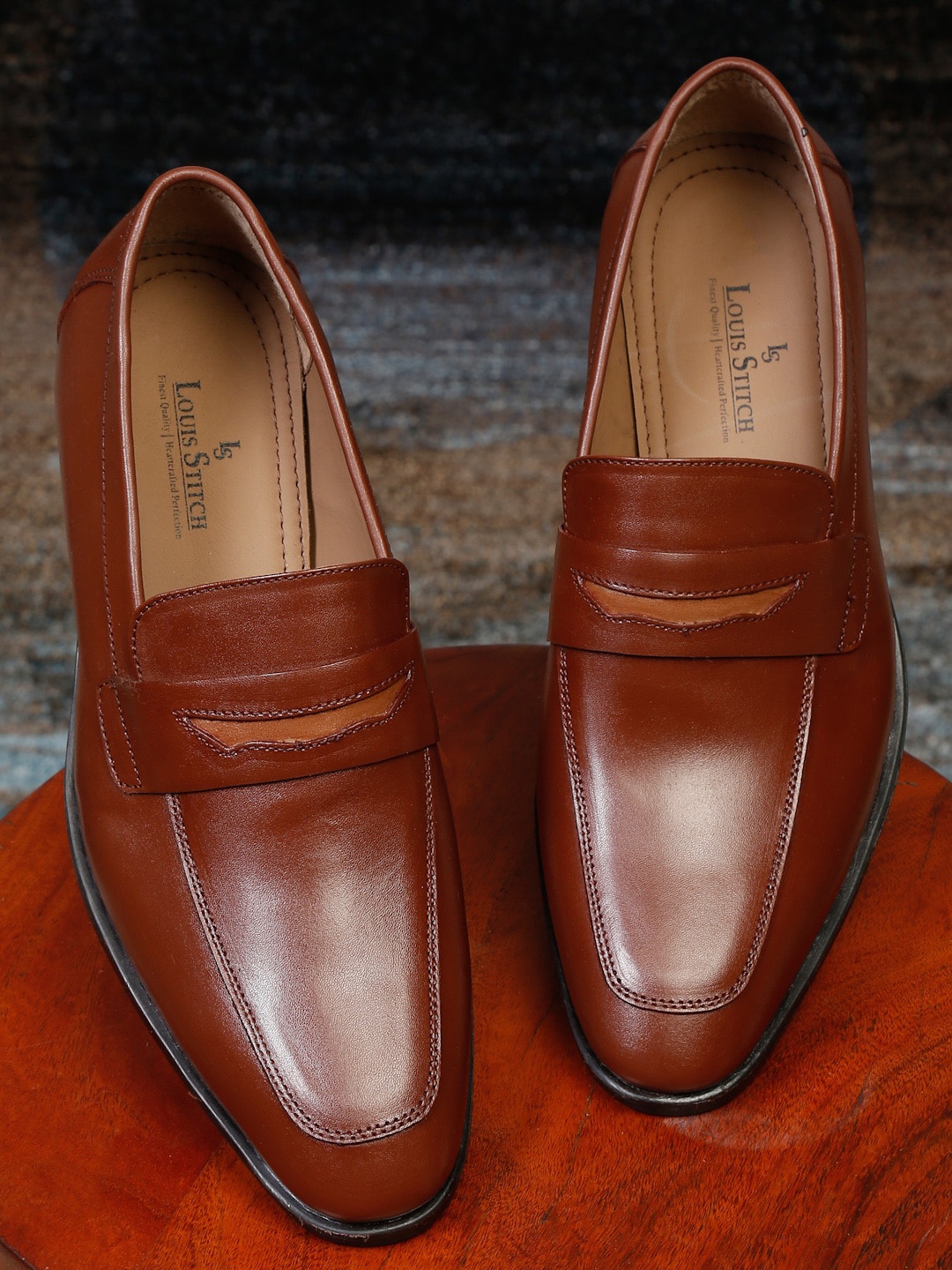 

LOUIS STITCH Men Brown Solid Leather Formal Loafers