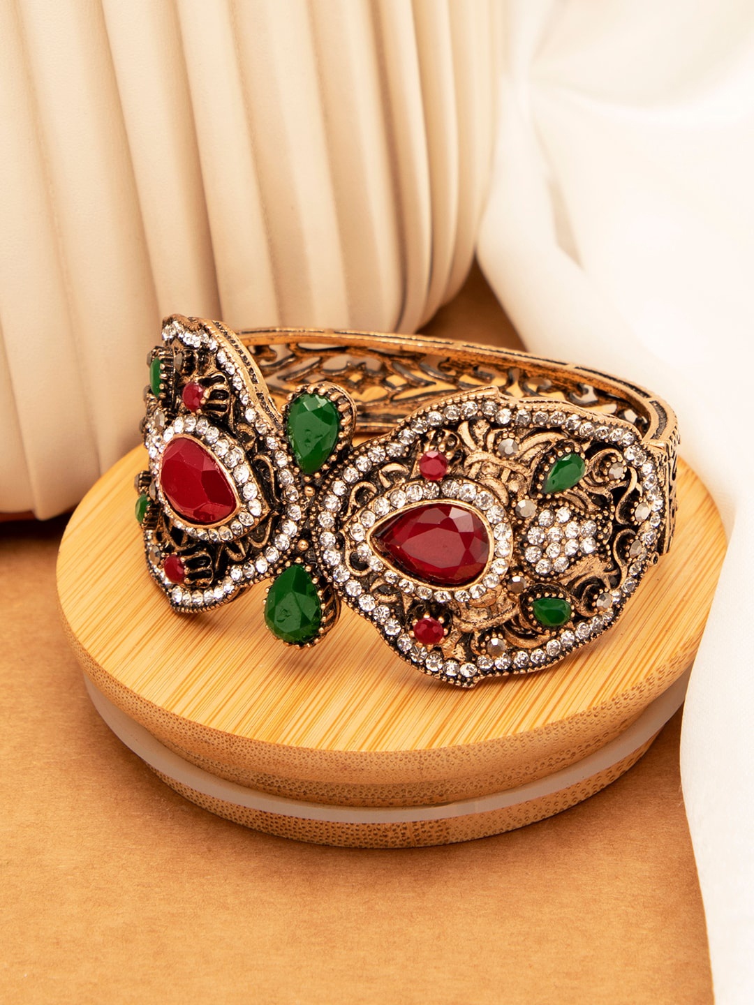 

SOHI Women Gold Plated Designer Stone Bracelet