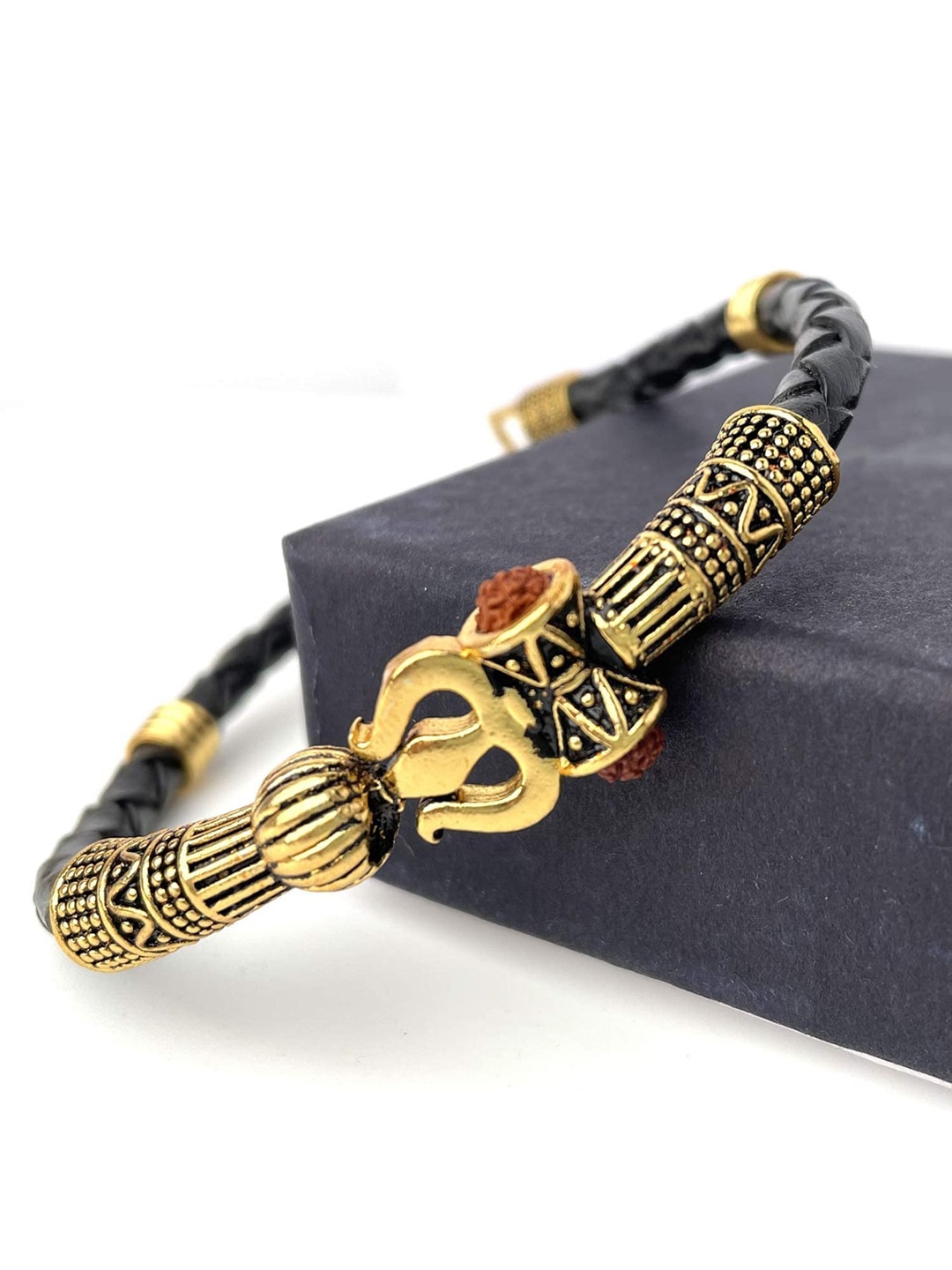 

YOUSTYLO Men Gold Plated Trishul Damroo Rudraksha Bracelet