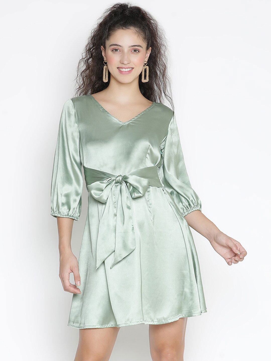 

DRAAX Fashions Green Satin A-Line Dress