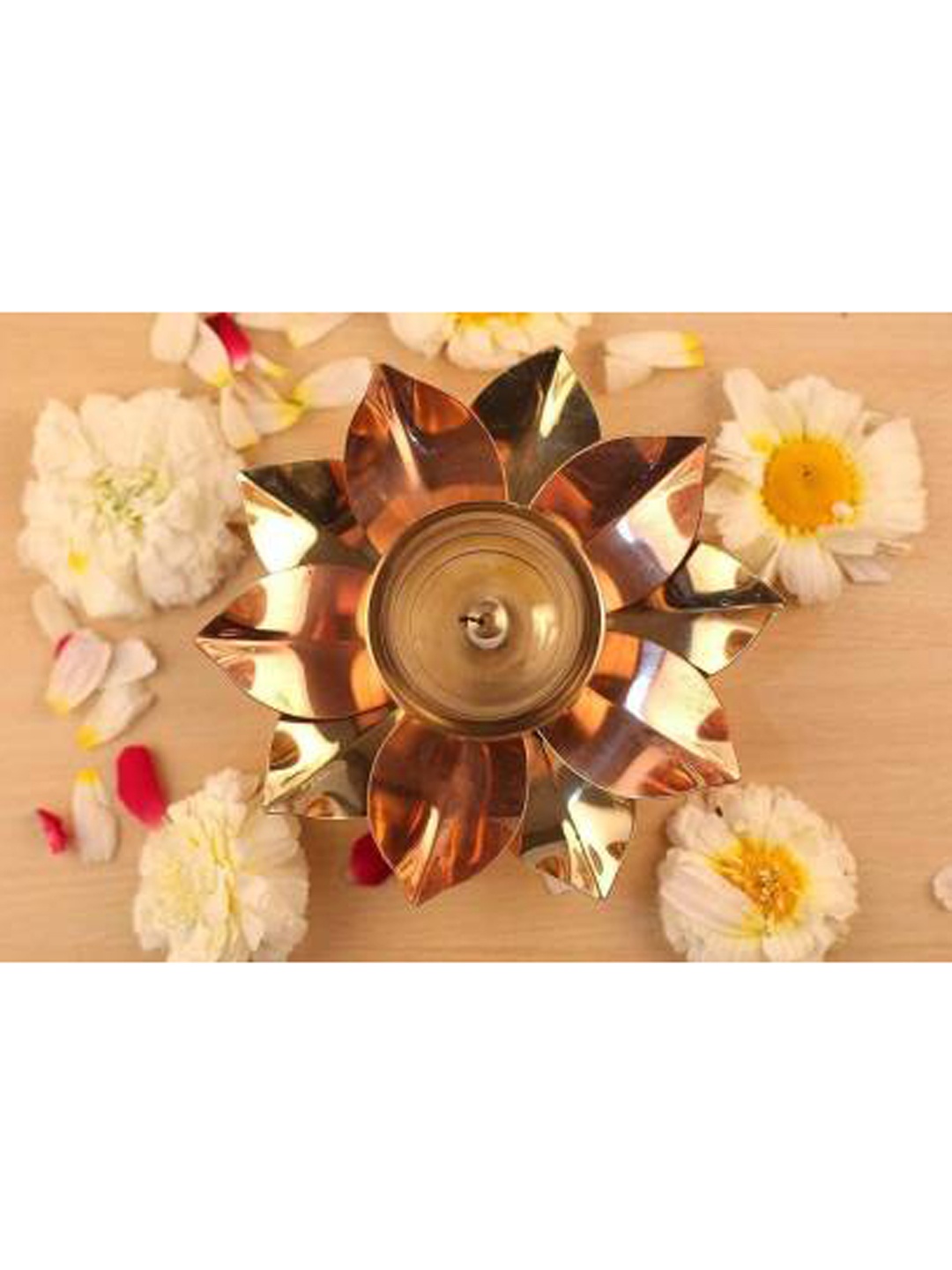 

Fashion Bizz Set Of 11 Gold Floral Diyas