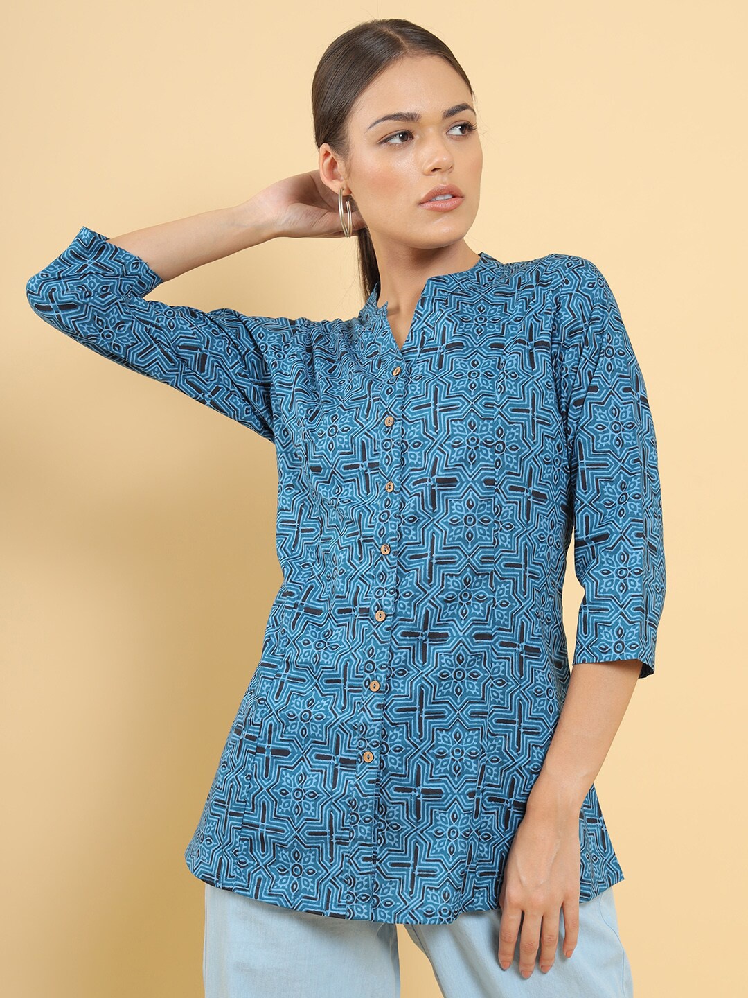 

Soch Women Blue & Black Printed Tunic