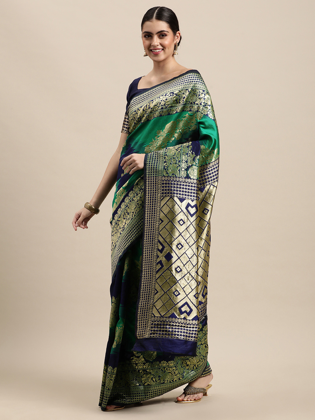 

VRSALES Green & Golden Ethnic Motifs Zari Pure Silk Bagh Saree
