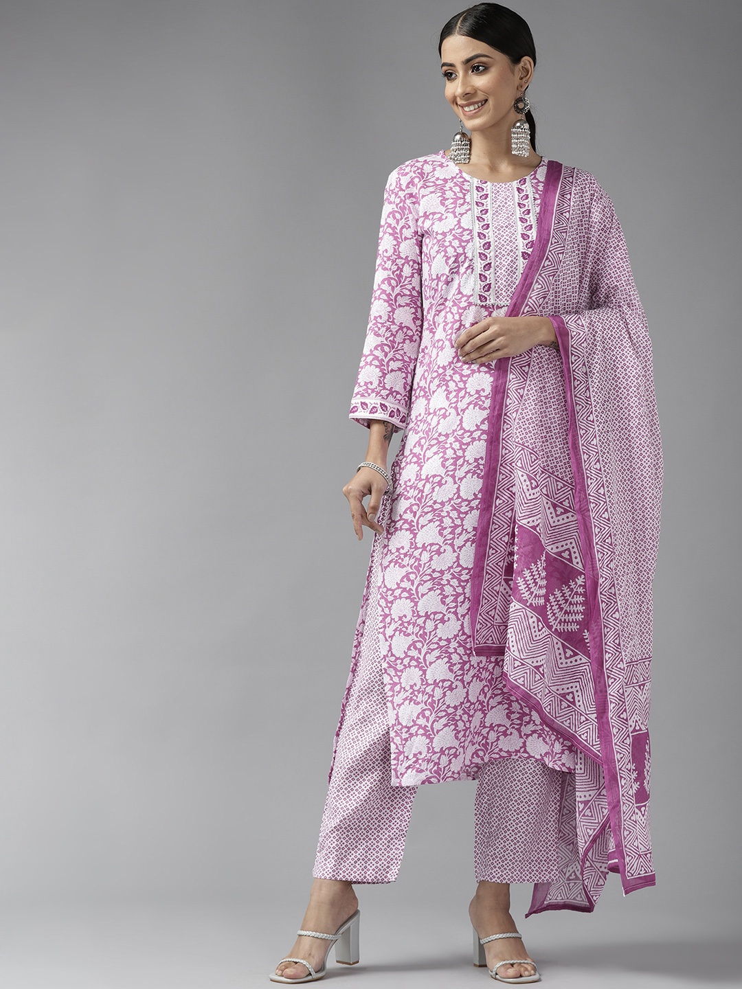 

Yufta Women Lavender Ethnic Motifs Printed Kurta with Trousers & Dupatta