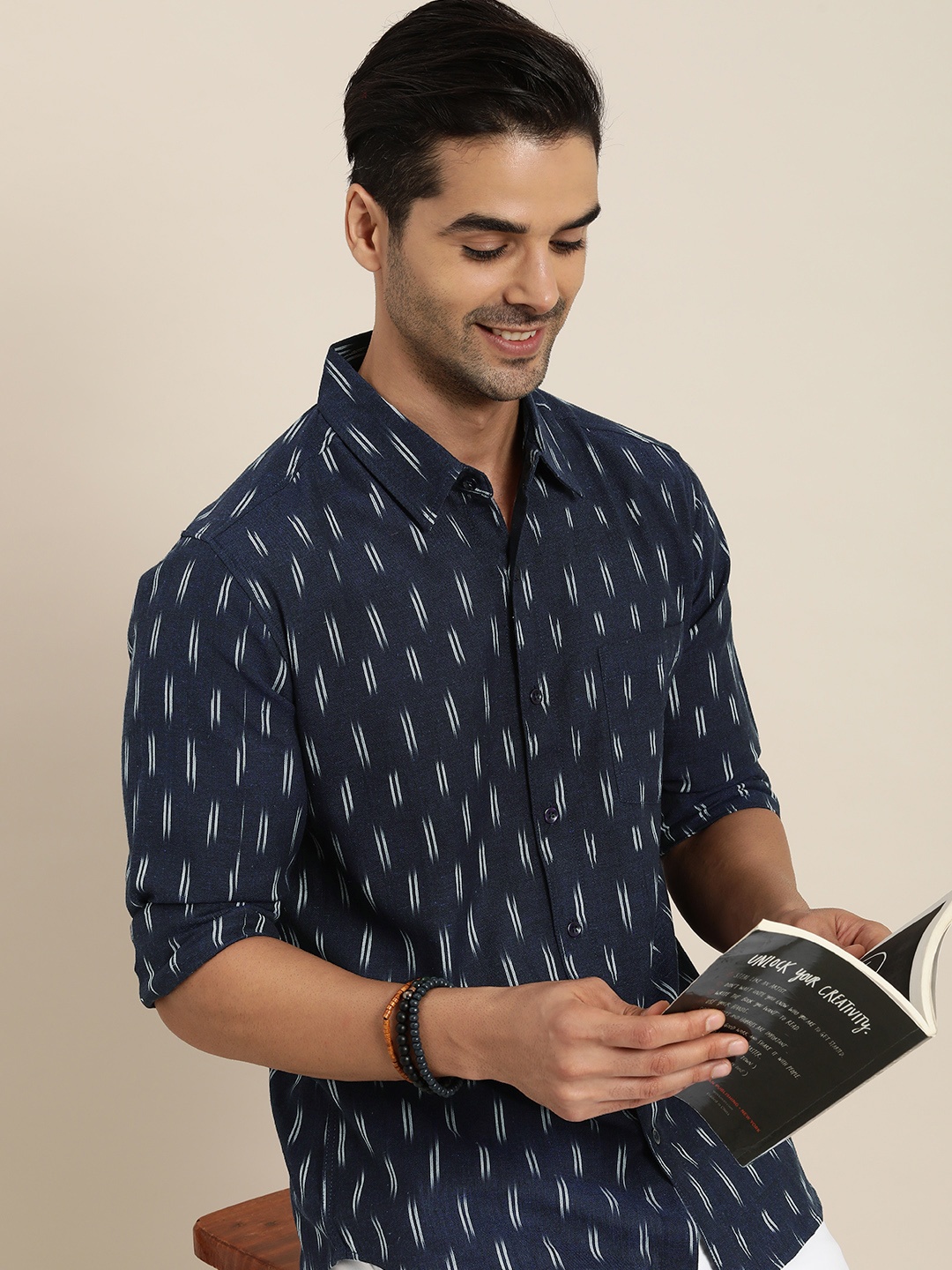 

Taavi Men Navy Blue & White Ikat Printed Casual Shirt
