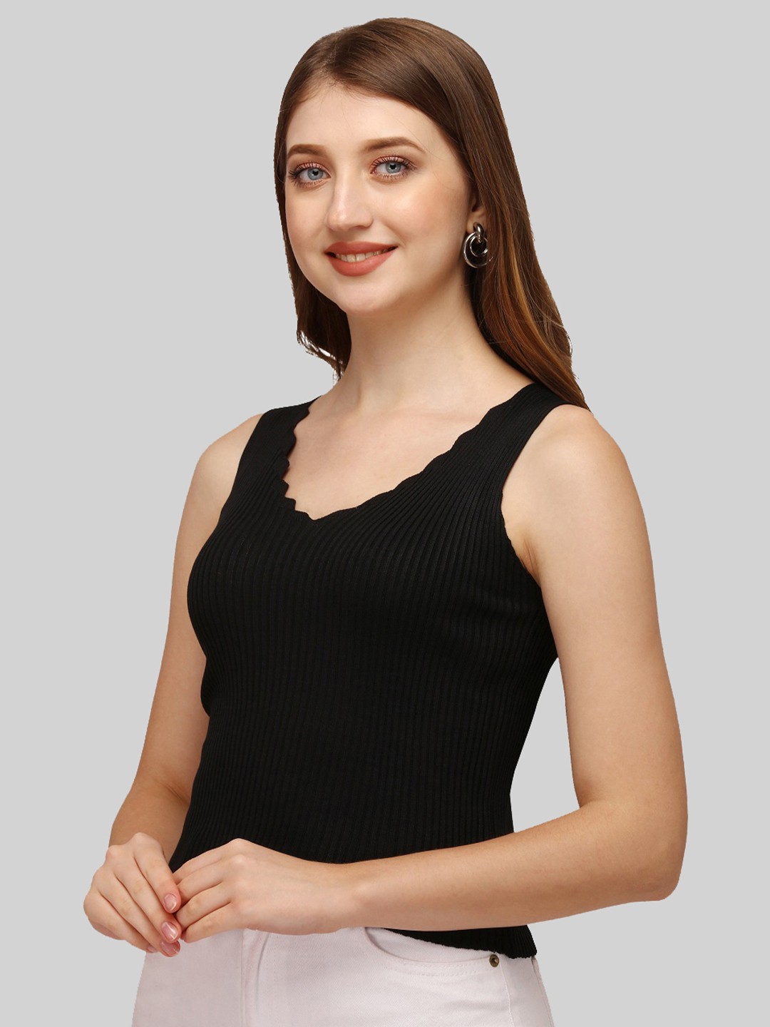 

HSR Black Crop Top