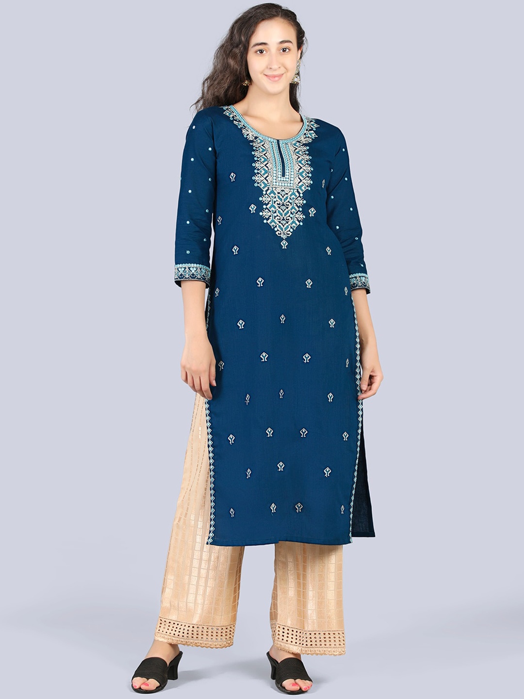 

Pakiza Women Blue Ethnic Motifs Embroidered Thread Work Kurta