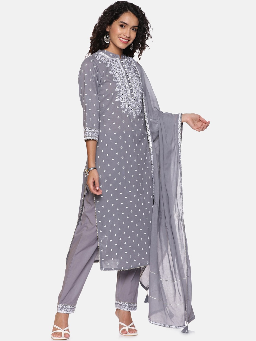 

Palakh Women Grey Ethnic Motifs Printed Gotta Patti Pure Cotton Kurti with Trousers & With Dupatta