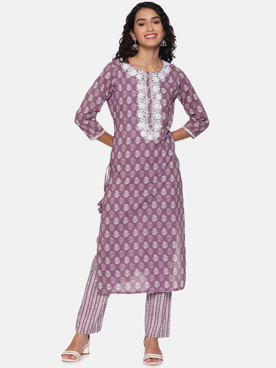 

Palakh Women Purple Floral Printed Thread Work Pure Cotton Kurta with Trousers