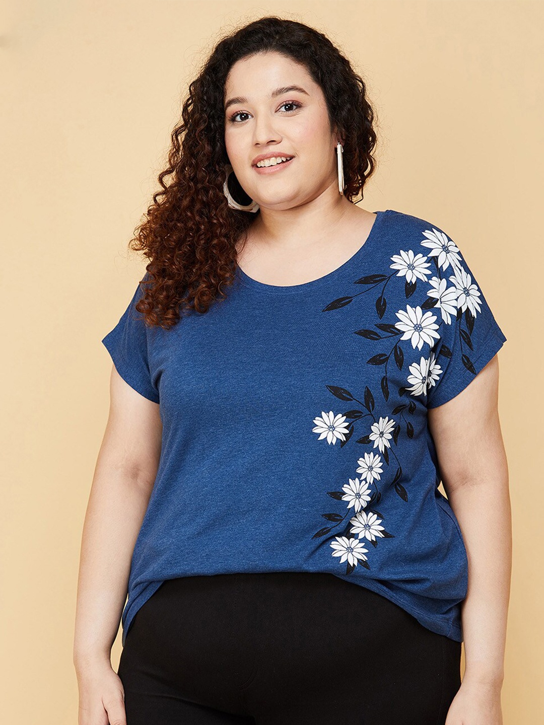 

max Women Blue Floral Printed Plus size T-shirt