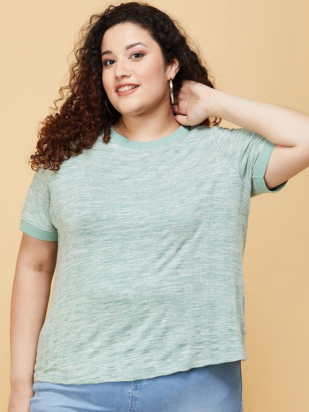 

max Women Plus Size Green T-shirt