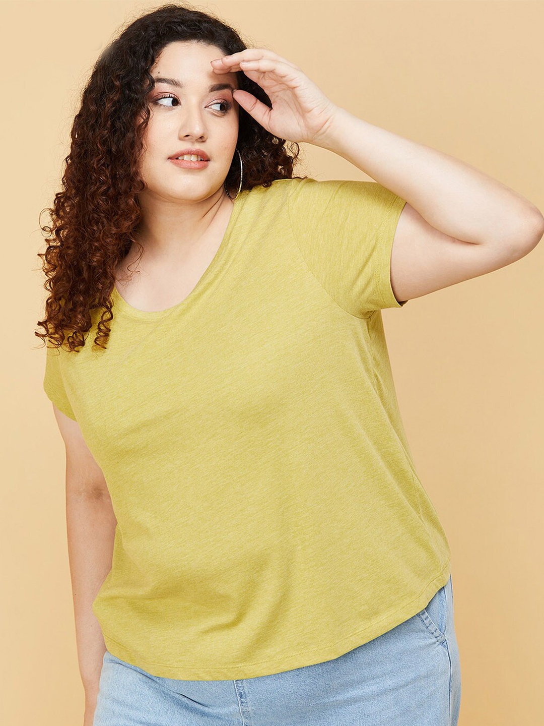 

max Women Plus Size Yellow Extended Sleeves T-shirt