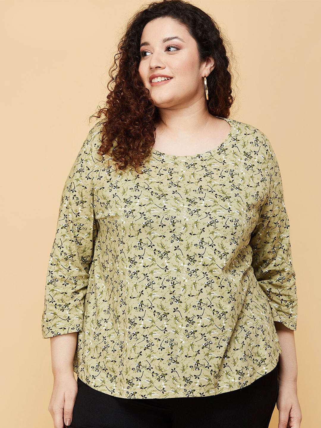 

max Women Green Floral Plus size T-shirt