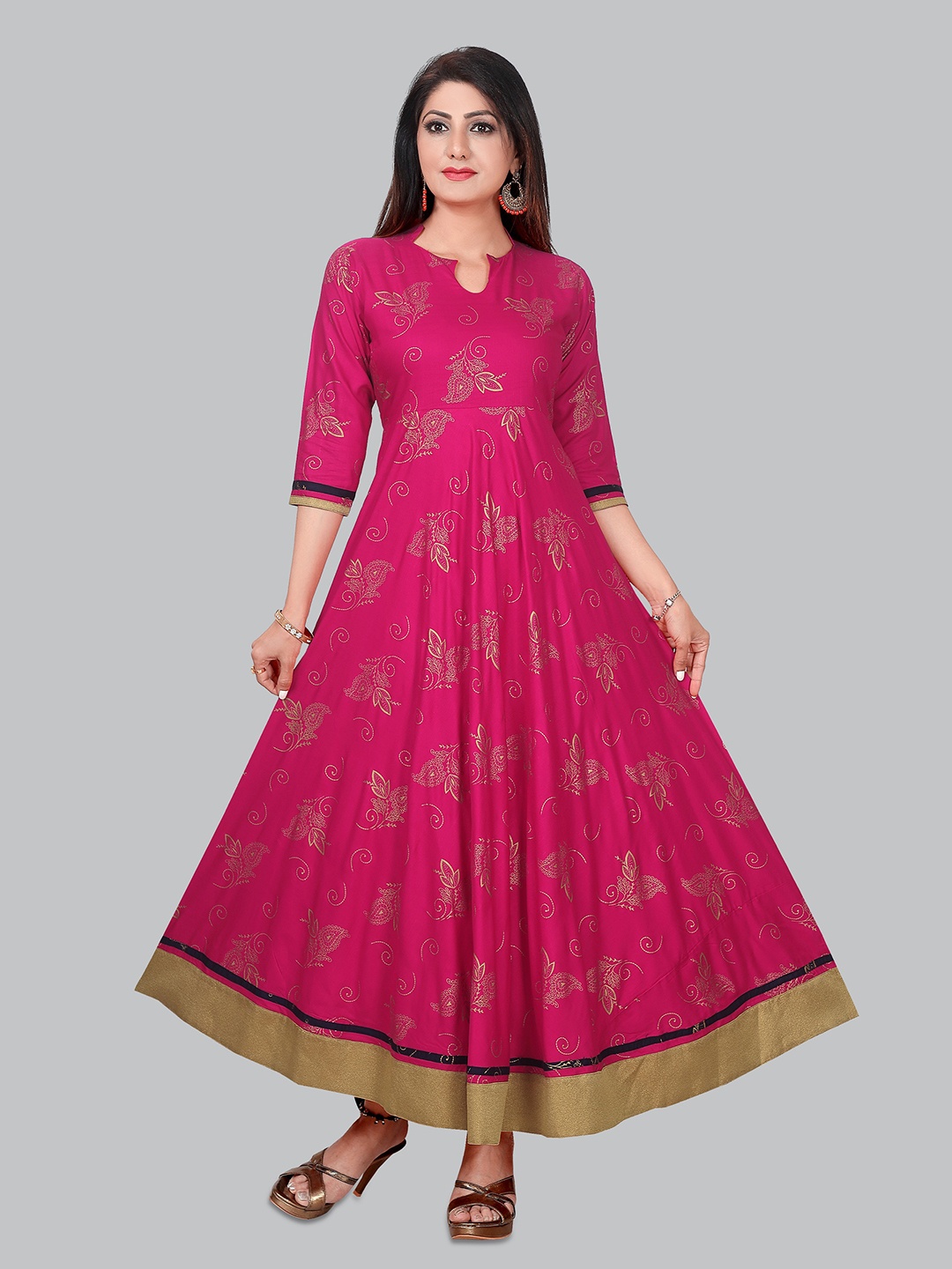

Ayukti Women Magenta Ethnic Motifs Printed Anarkali Kurta