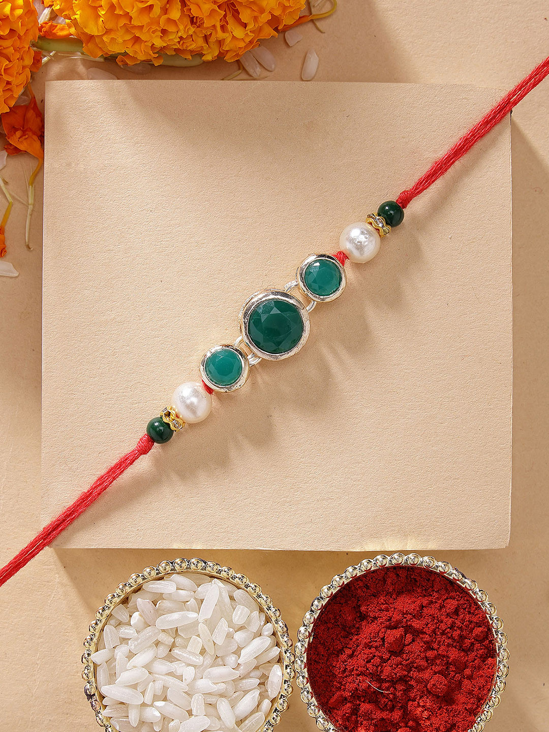 

KARATCART Men Gold-Toned White & Green Stone-Studded & Beaded Rakhi