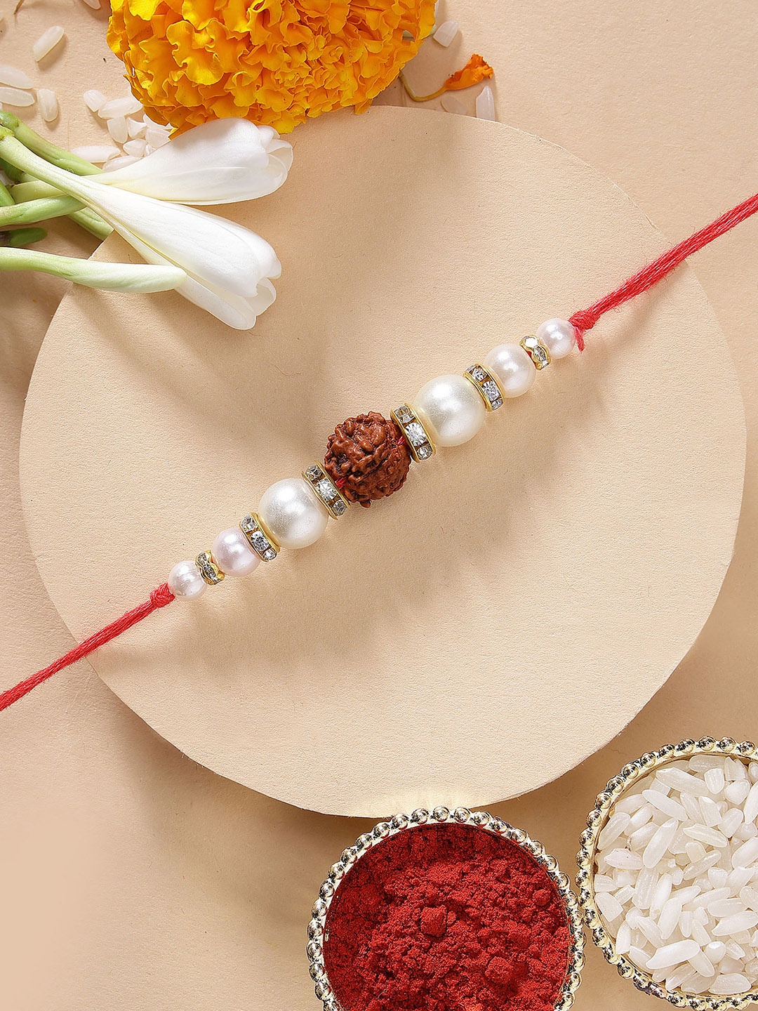 

KARATCART Men Gold-Plated White & Brown Kundan-Studded & Beaded Rakhi