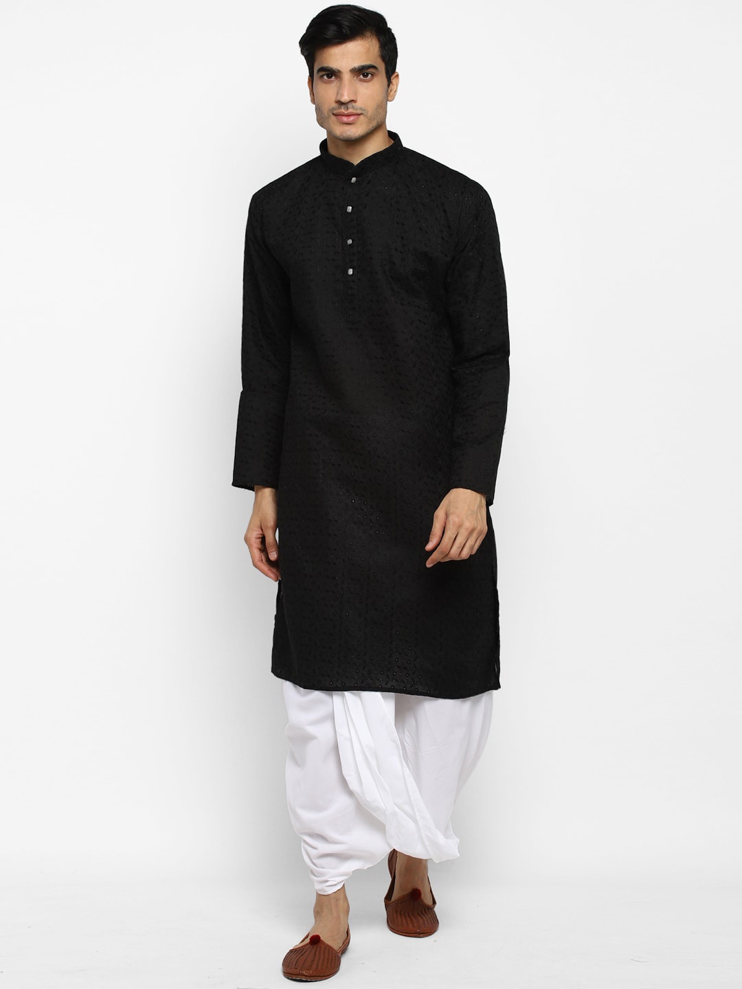 

ROYAL KURTA Men White Floral Embroidered Pure Cotton Kurta with Dhoti Pants