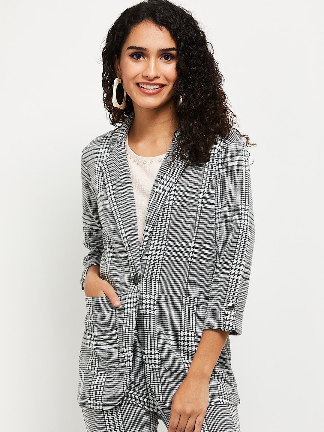 

max Women Cream-Coloured Checked Windcheater Longline Open Front Jacket