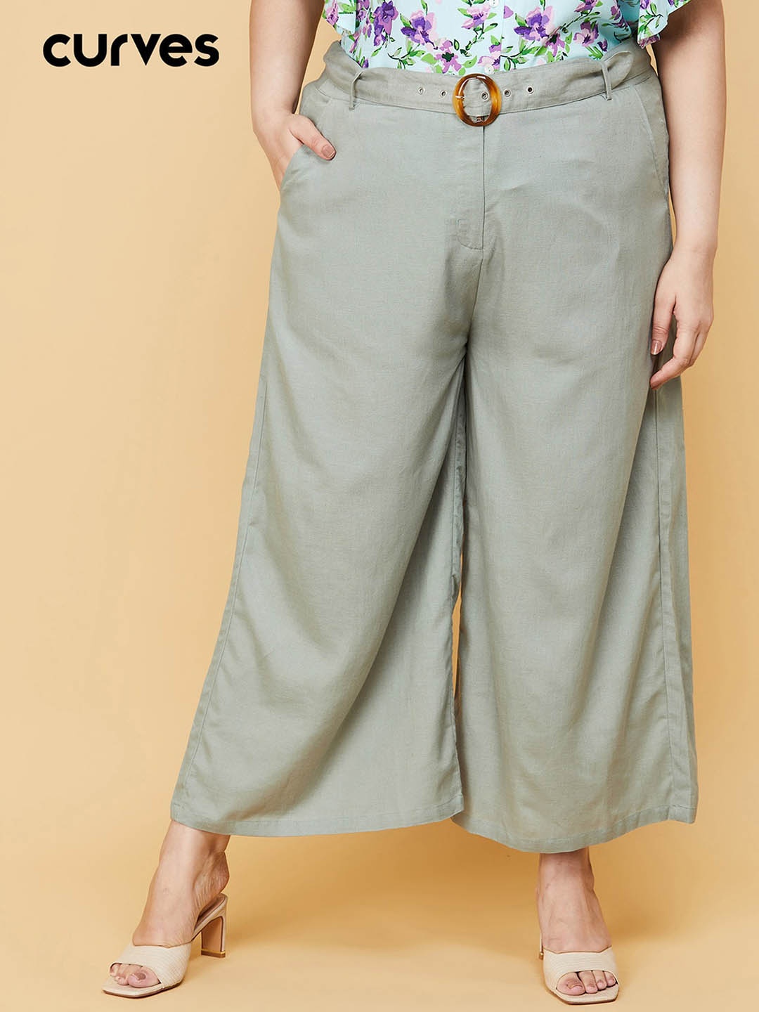 

max Women Plus Size Green Solid Culottes Trousers
