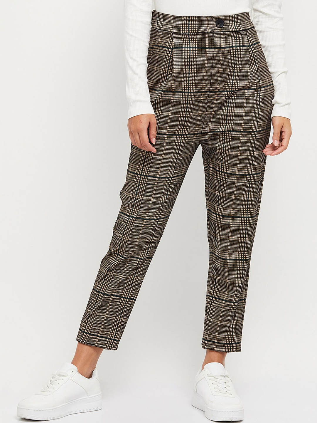 

max Women Brown Checked Pleated Trousers