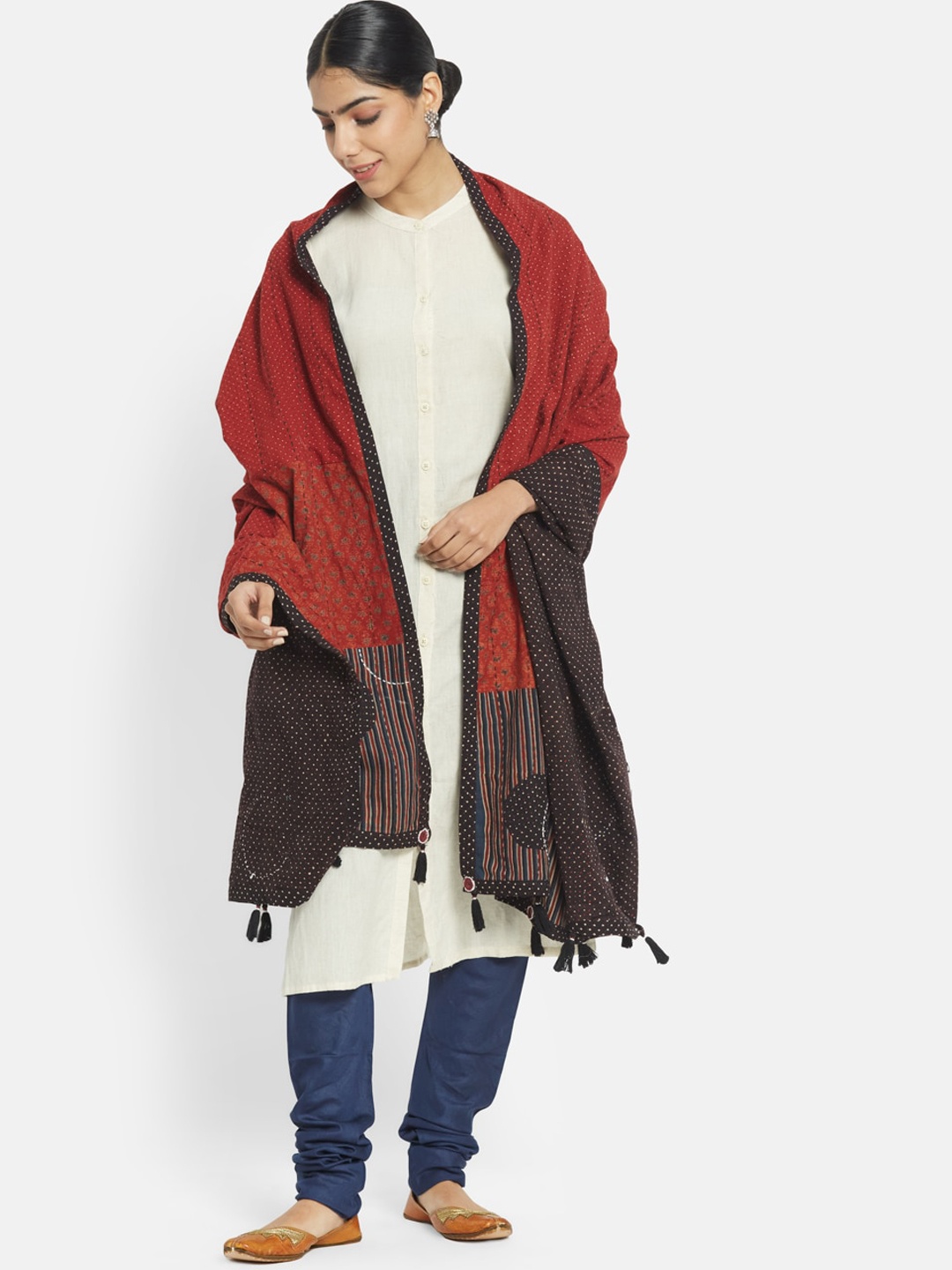 

Fabindia Women Red & Black Printed Cotton Shawl