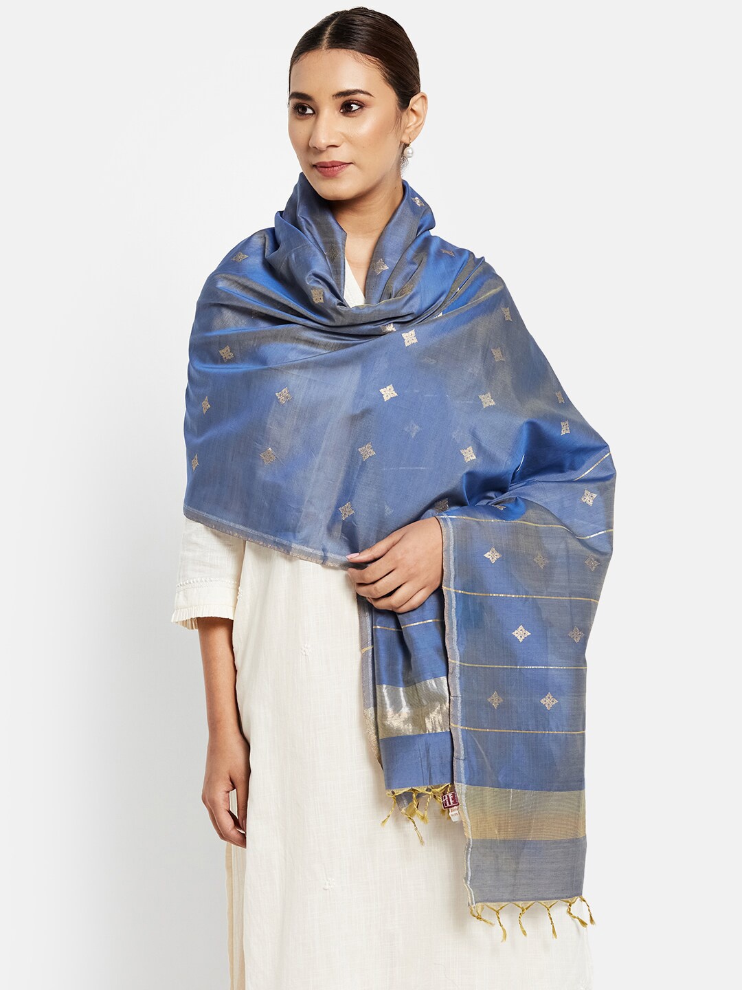

Fabindia Women Blue & Gold-Toned Woven Design Cotton Silk Banarasi Dupatta