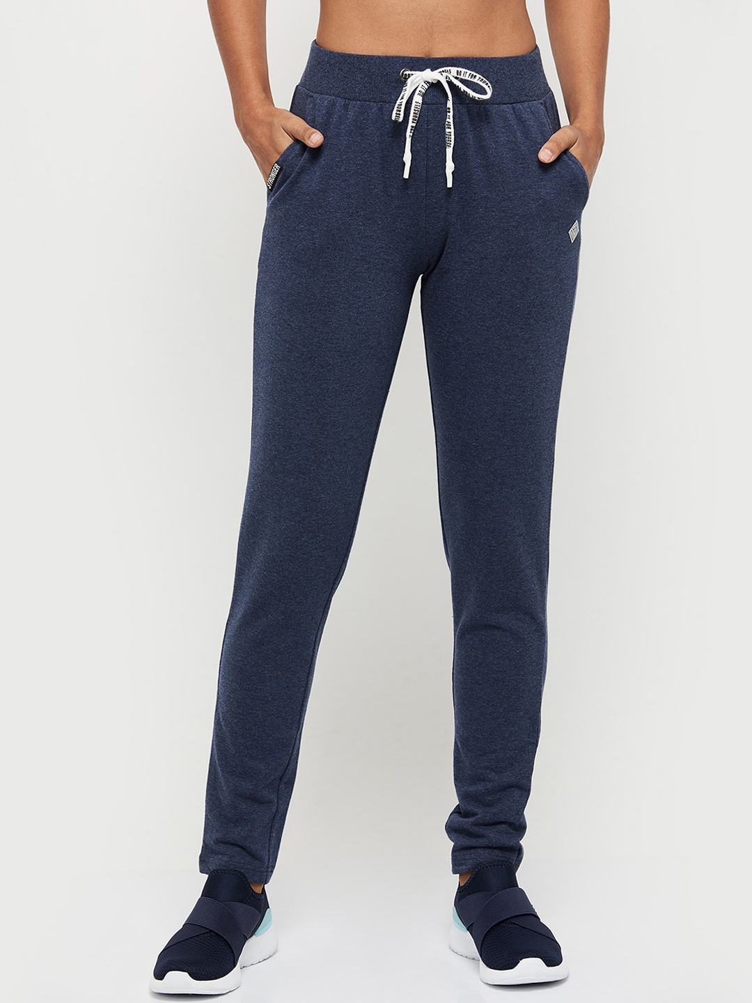 

max Women Blue Solid Track Pants