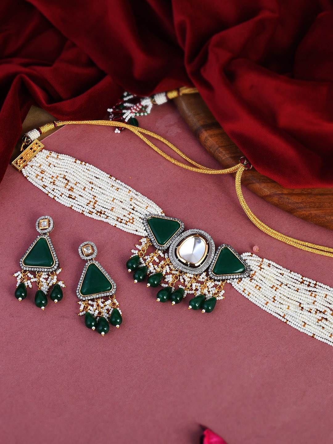 

DASTOOR Brass-Plated Green & White Polki Kundan Studded Jewellery Set