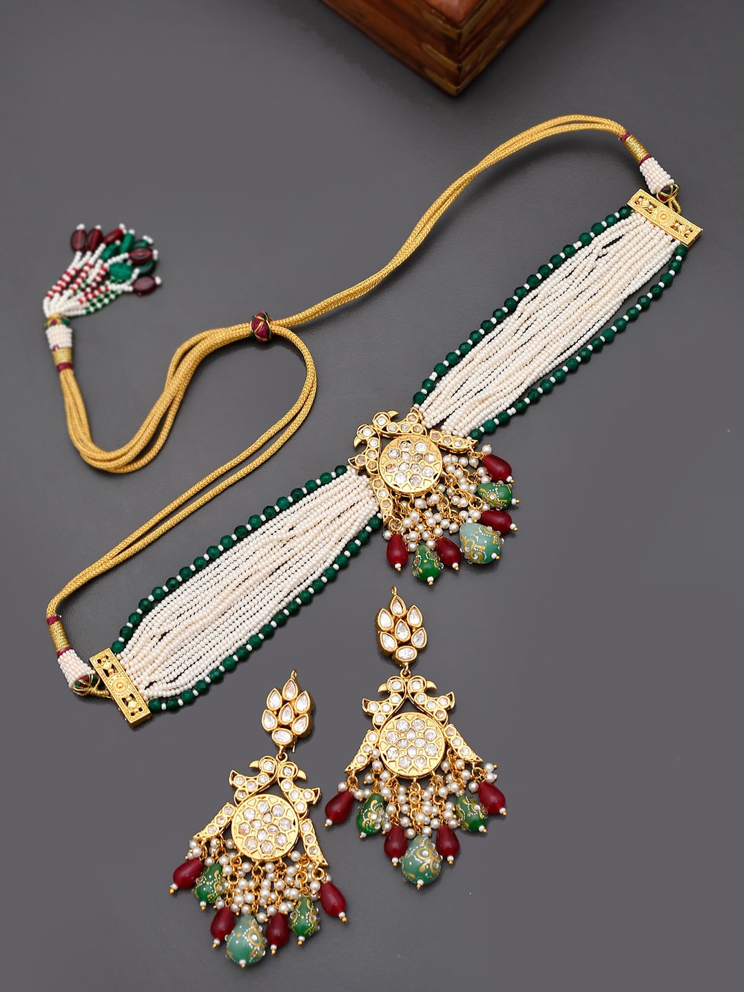 

DASTOOR Women Gold-Plated White and Green Beaded Jewellery Set