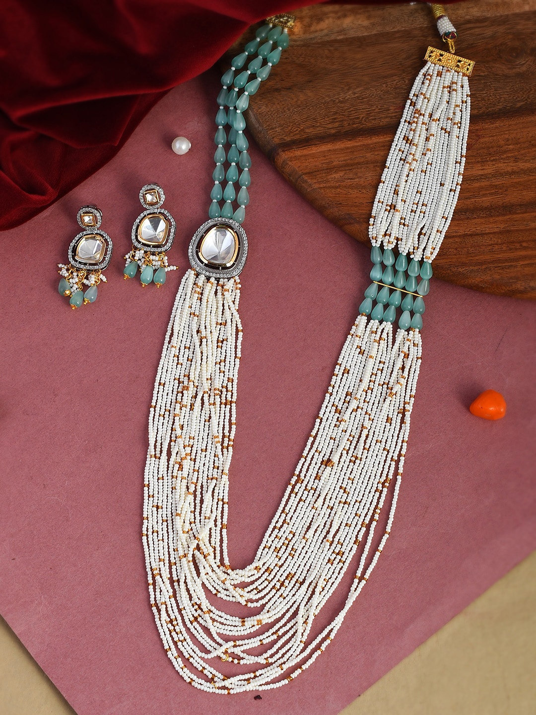 

DASTOOR 24 K Gold-Plated White & Green Kundan-Studded & Pearl Beaded Jewellery Set