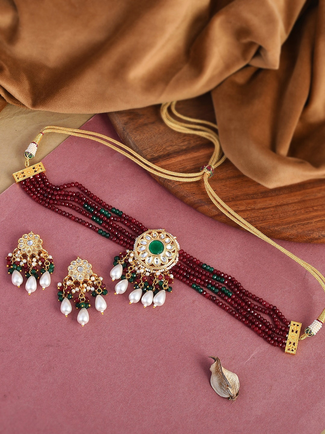 

DASTOOR 24 K Gold-Plated White & Brown Kundan-Studded & Pearl Beaded Jewellery Set