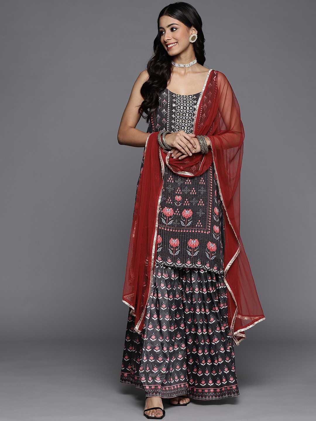 

Varanga Women Black Ethnic Motifs Printed Sequinned Kurta with Trousers & Dupatta