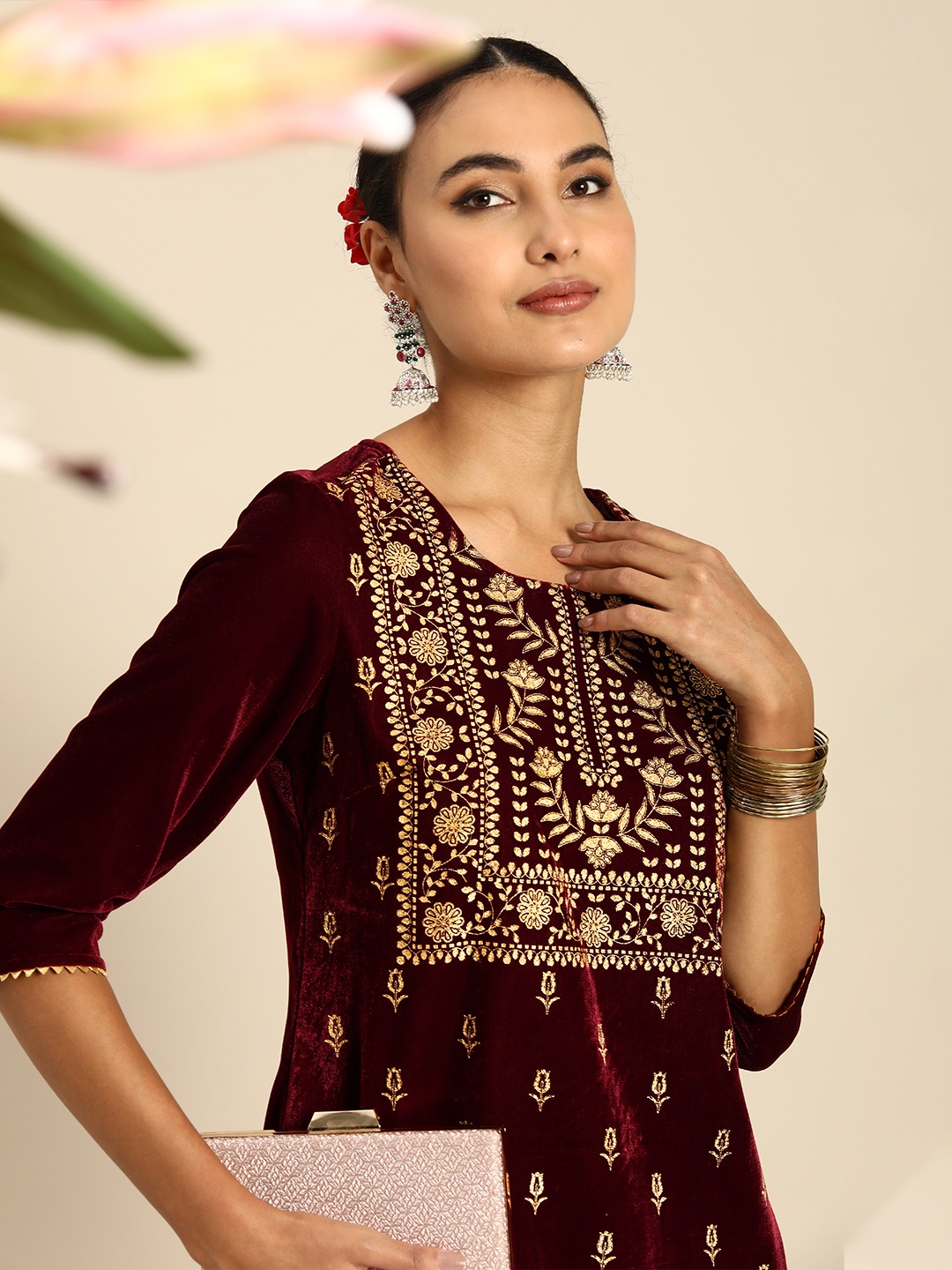 

Anouk Women Ethnic Motifs Printed Kurta with Trousers, Burgundy