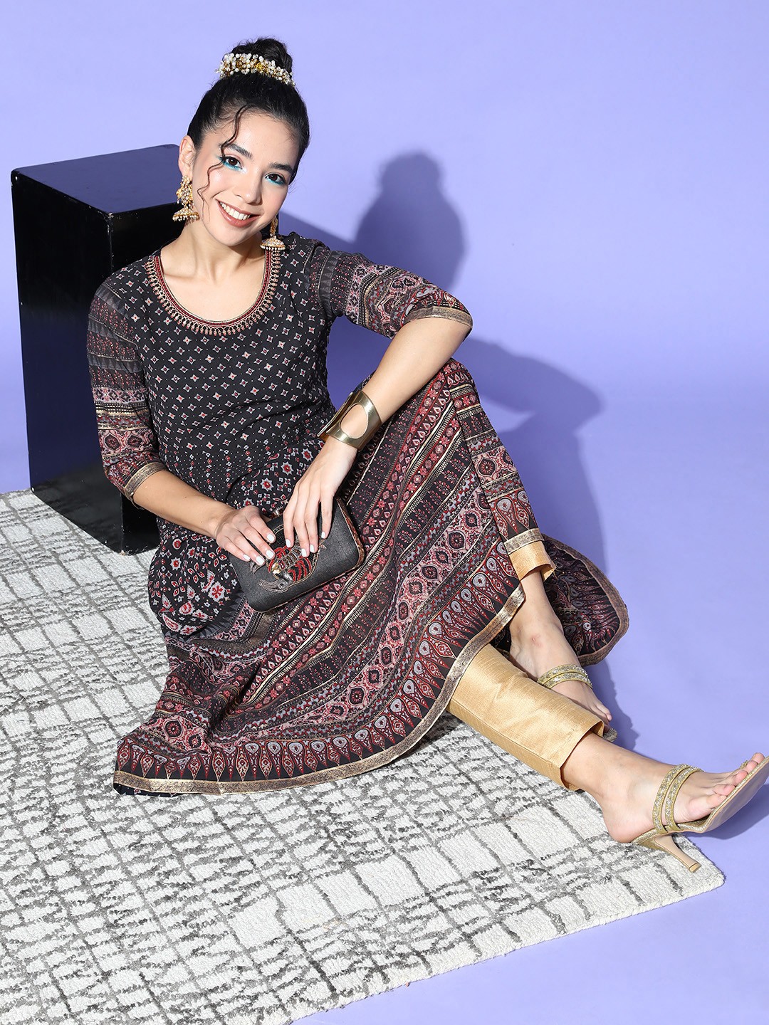 

Juniper Women Black Georgette Print Mix Kurta