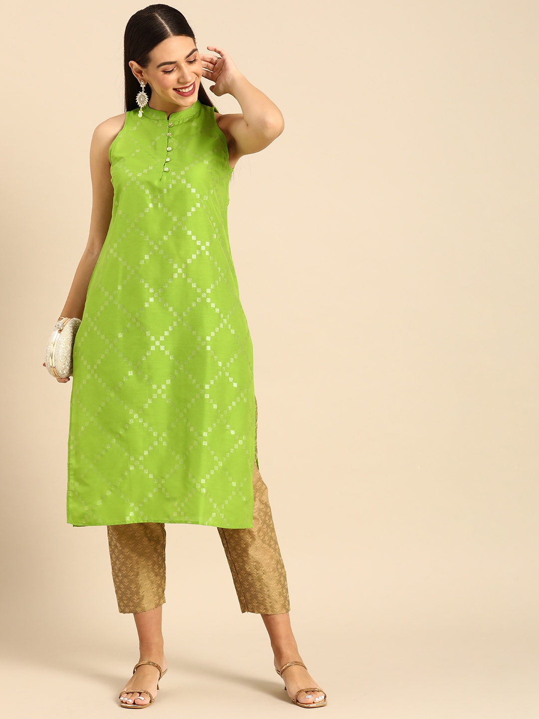 

Anouk Women Green & Gold-Toned Printed Straight Kurta