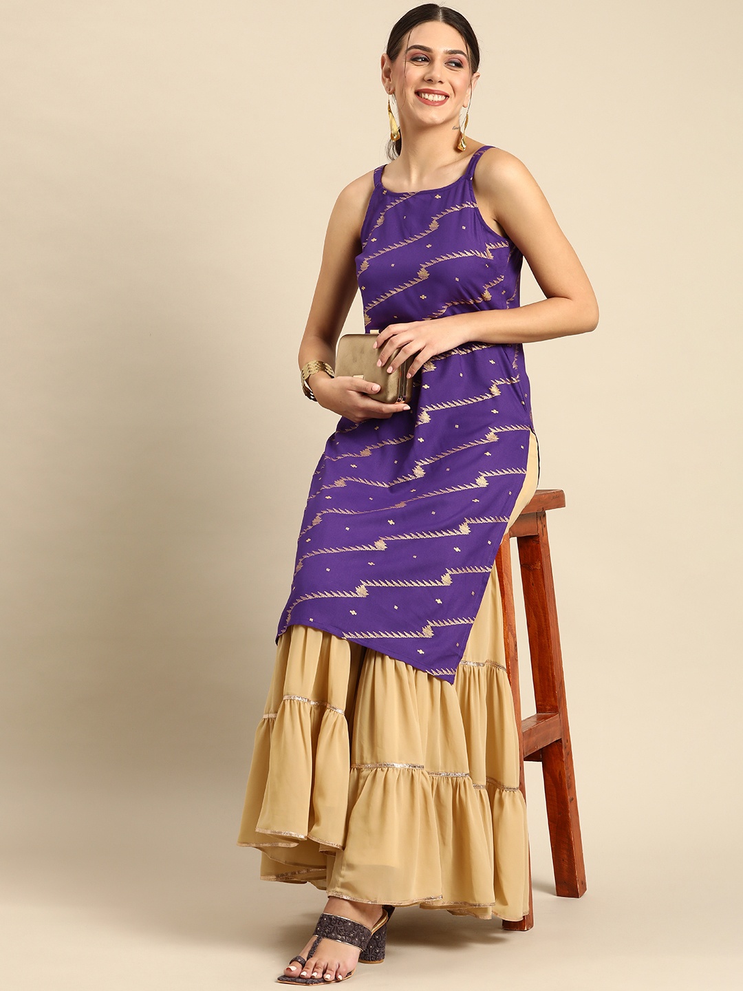

Anouk Women Purple & Gold-Toned Printed Straight Kurta