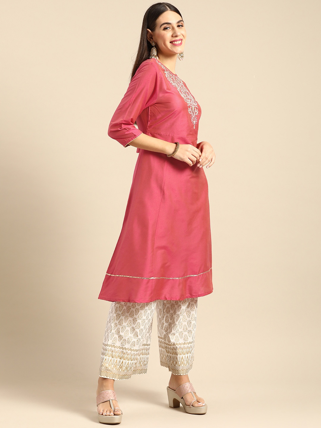 

Anouk Women Rose Pink Ethnic Motifs Yoke Design Embroidered Kurta
