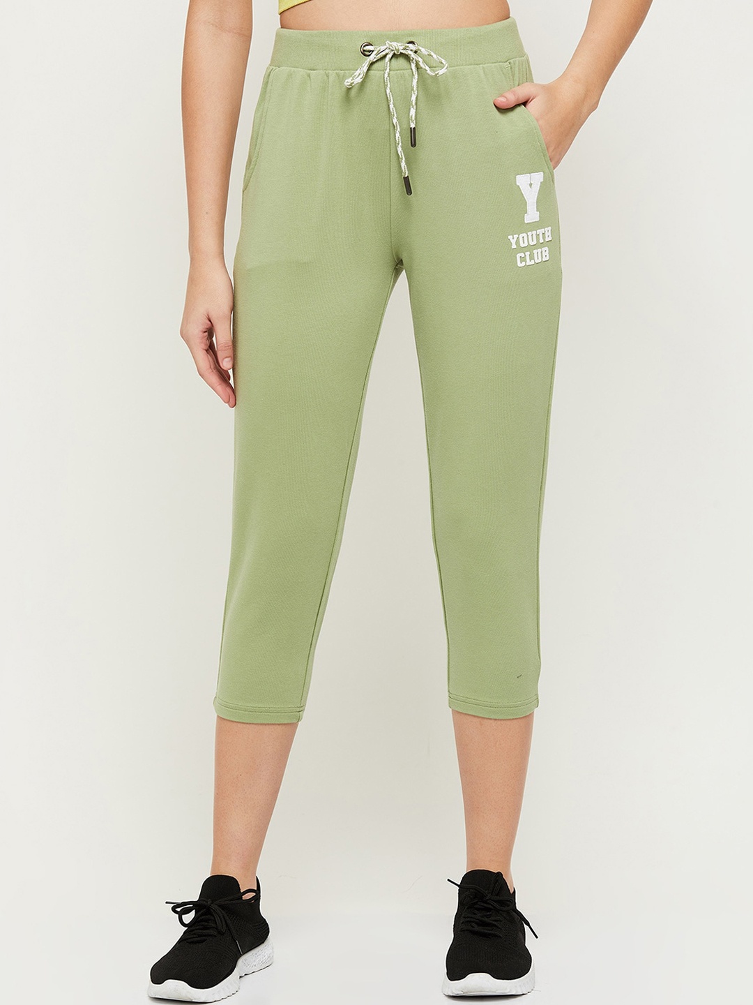 

MAX Women Green & White Printed Capris
