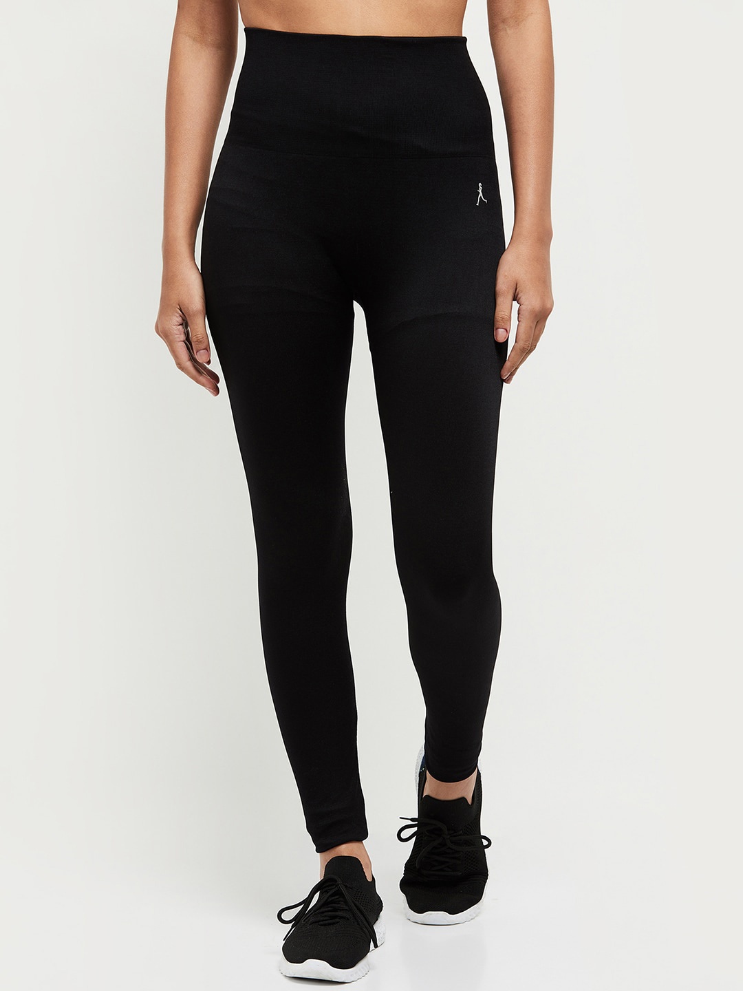 

max Women Black Solid Tights