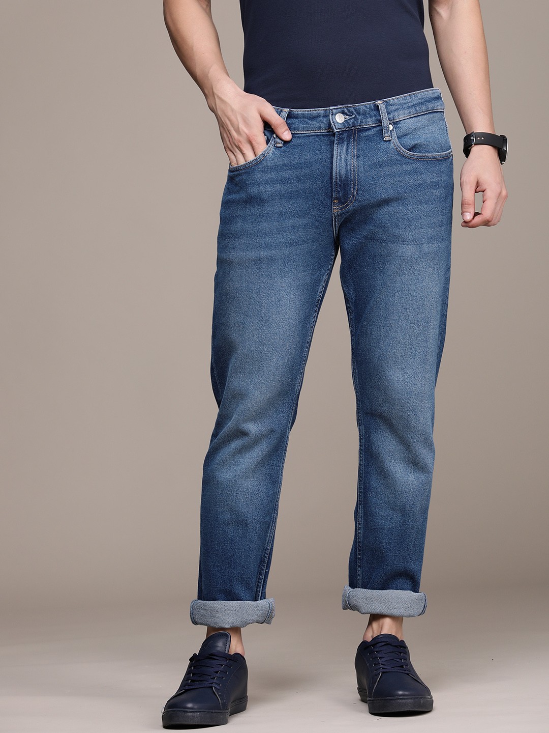 

Calvin Klein Jeans Men Blue Original Straight Fit Light Fade Stretchable Jeans