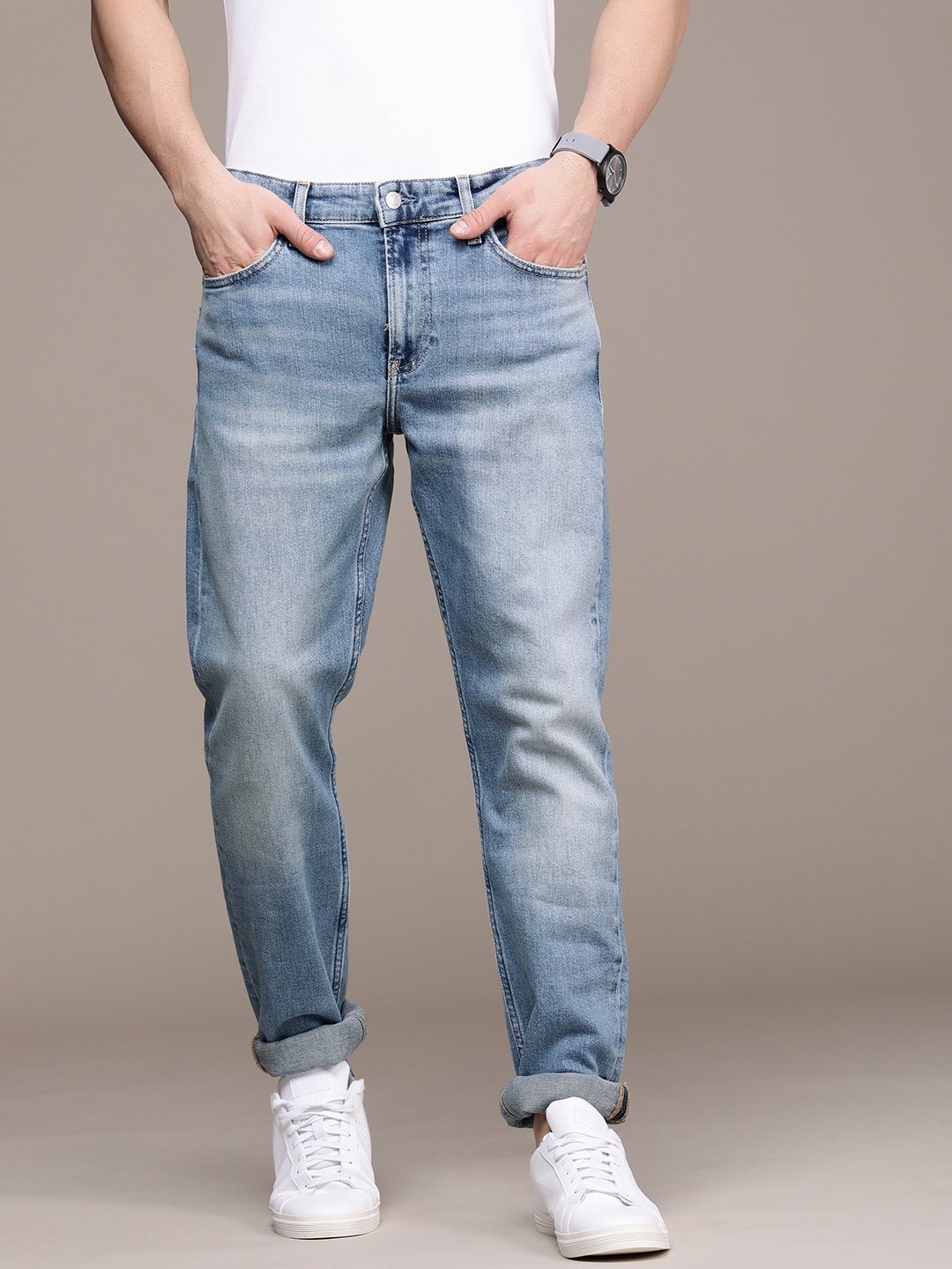 

Calvin Klein Jeans Men Blue Slim Tapered Fit Light Fade Stretchable Jeans