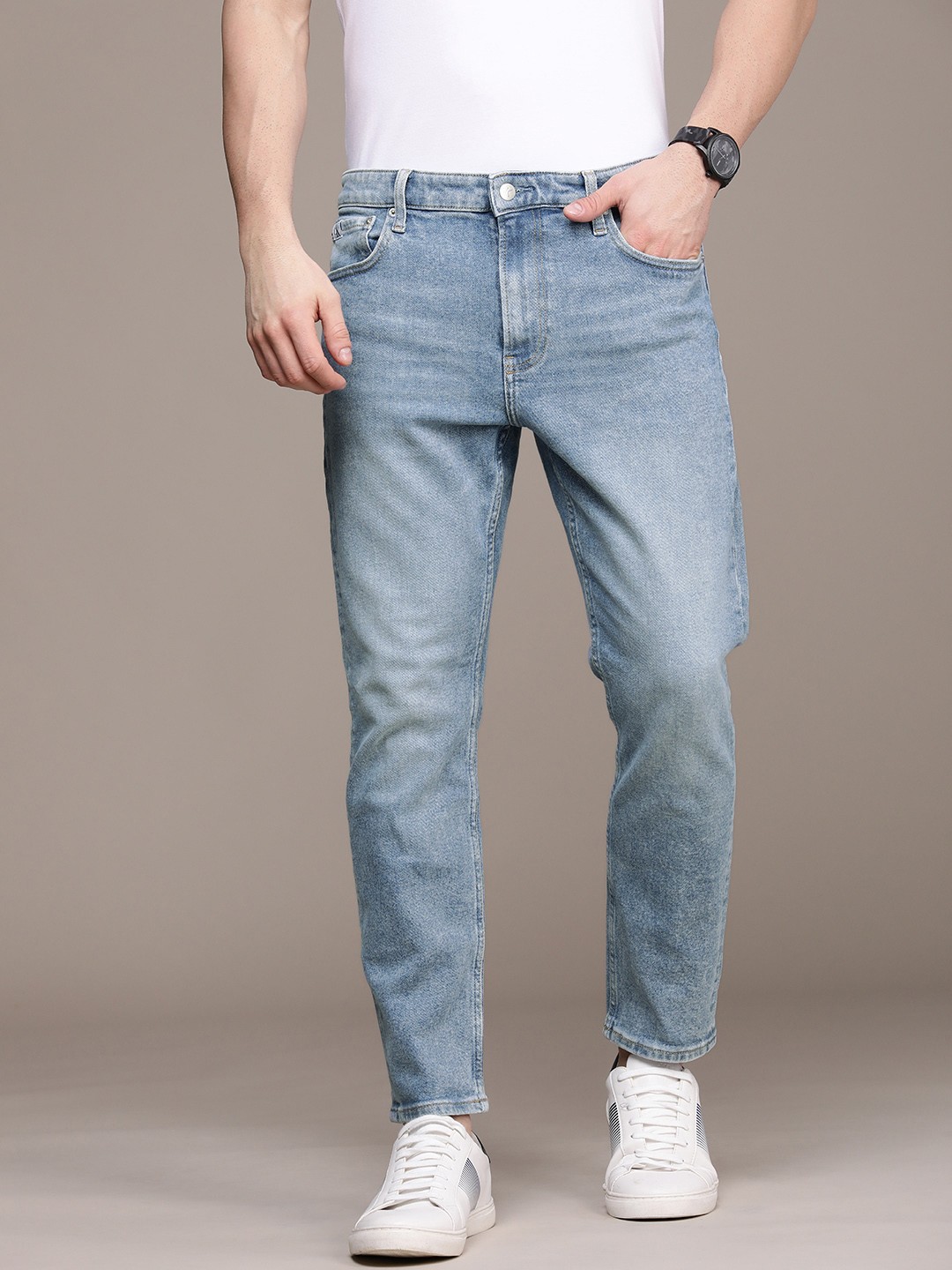

Calvin Klein Jeans Men Blue Dad Fit Light Fade Stretchable Jeans