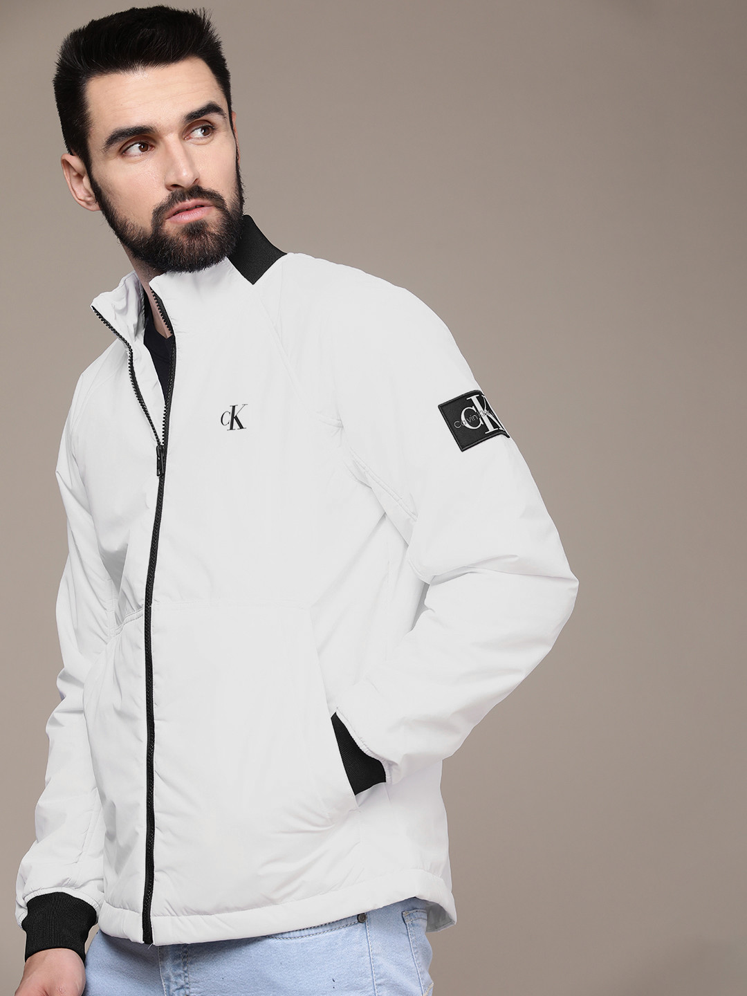 

Calvin Klein Jeans Men White Brand Logo Printed Mock-Collar Puffer Jacket