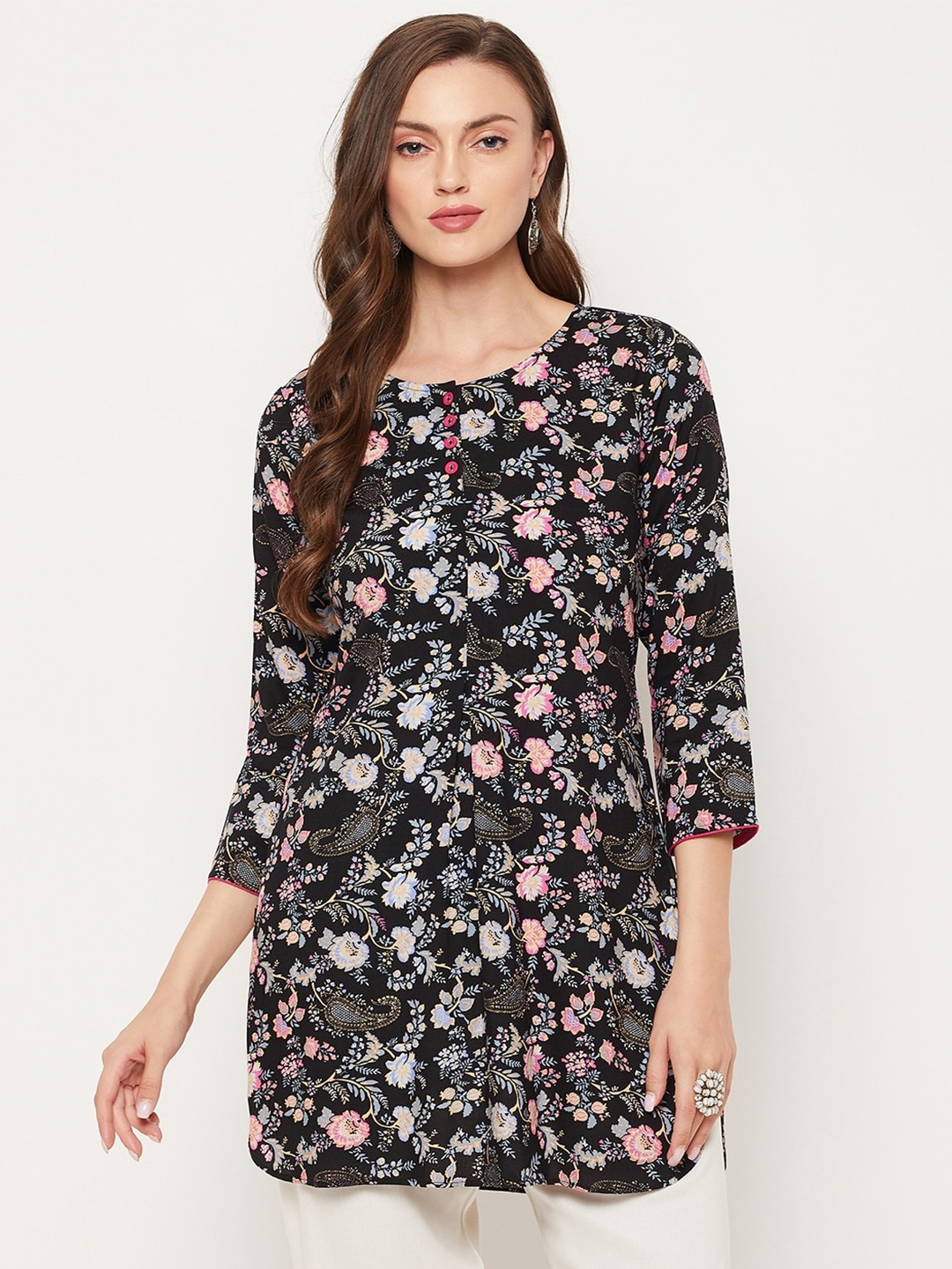 

Tissu Black & Pink Floral Printed Kurti