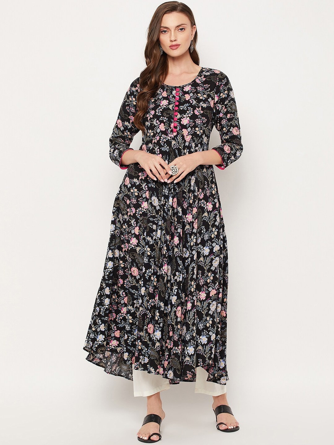 

Tissu Women Black Floral Printed Floral Anarkali Kurta