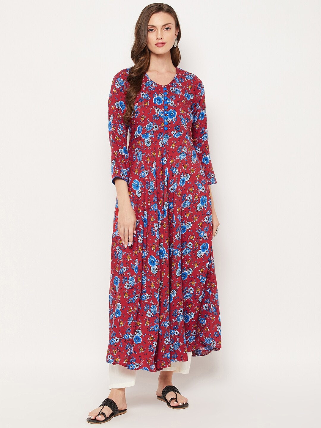 

Tissu Women Red & deep carmine Floral Printed Thread Work Floral Anarkali Kurta