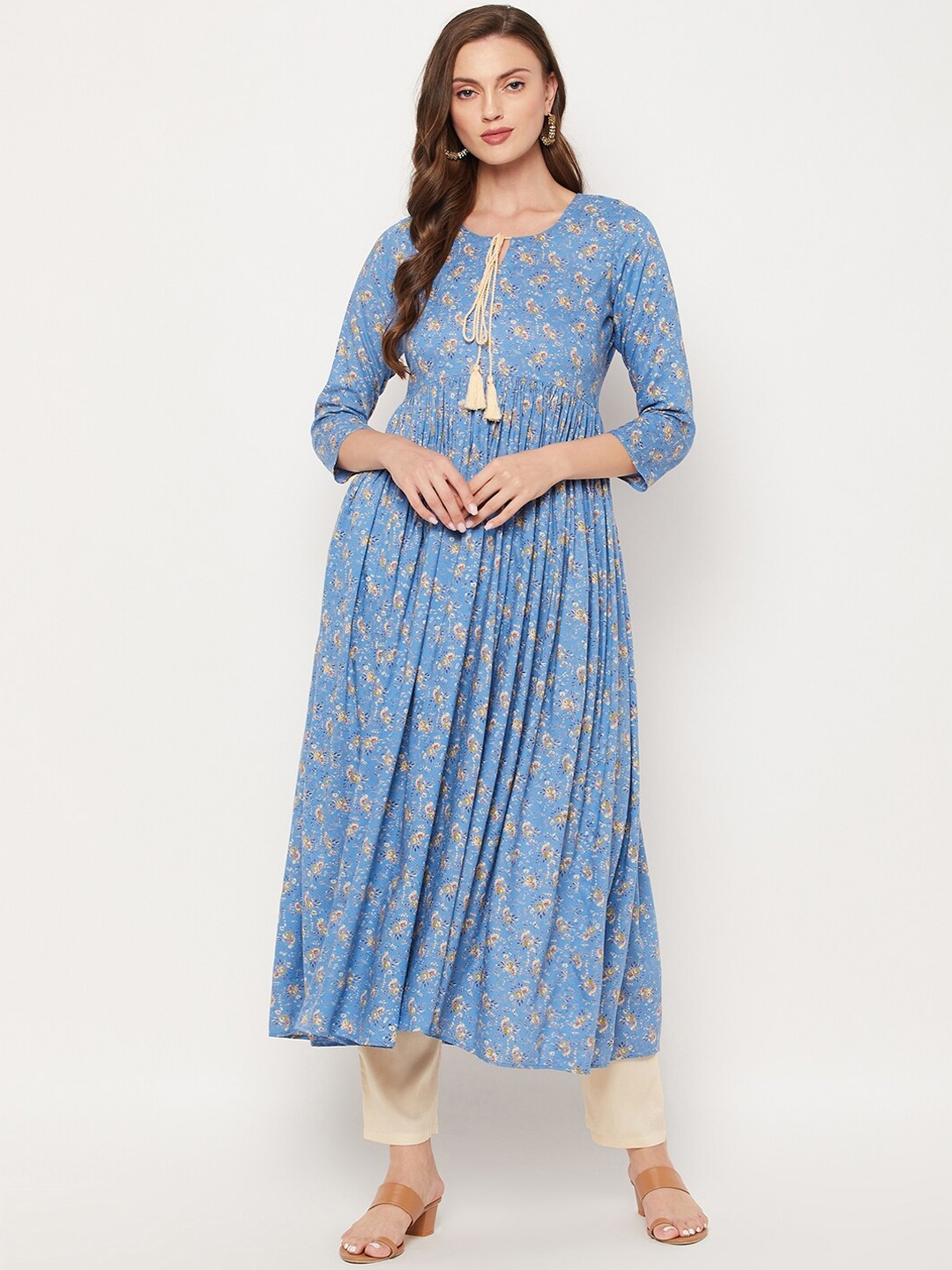 

Tissu Women's Blue Ethnic Motifs Printed Flared Sleeves Thread Work Floral Anarkali Kurta